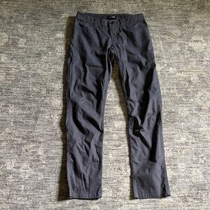 Arc'teryx men’s size 29 Pants -Straight Leg -Durable - 31 in inseam